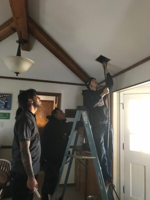 What’s In Your Air Ducts? Aire Texas Heating and Air Conditioning